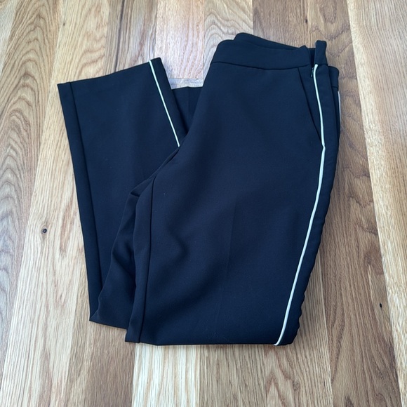 Simply Vera Vera Wang Black Pants - Picture 2 of 3